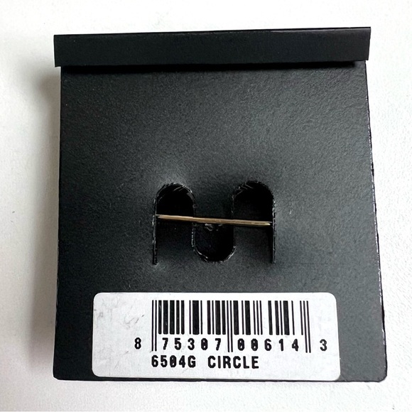 NWT ANNALEECE BY DEVRIES Swarovski Circle brooches. - Picture 5 of 5